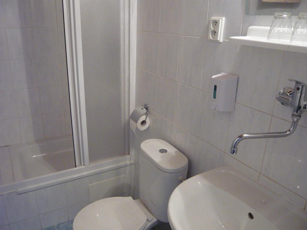 Hotel Hasa Prague Extérieur photo