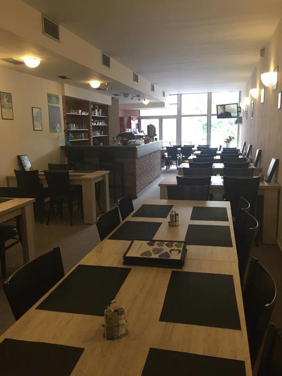 Hotel Hasa Prague Extérieur photo